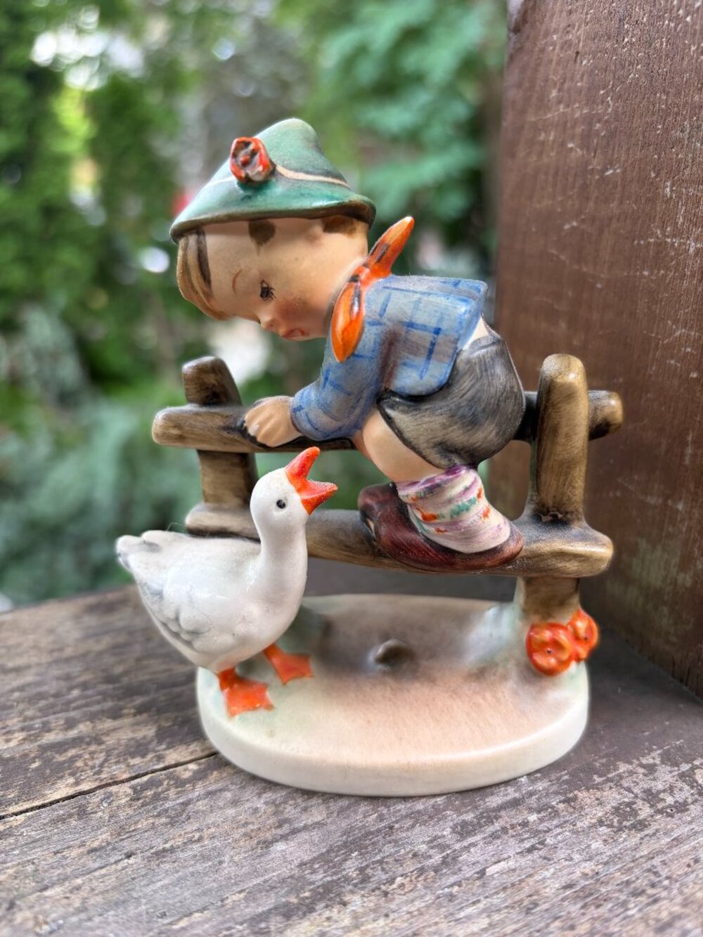 Vintage Hummel Goebel Figurine Barnyard Hero #195 4.25" Tall Germany